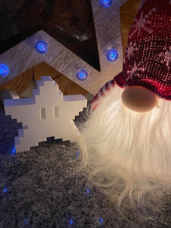 Pixel Star Christmas Tree Topper - Image 4