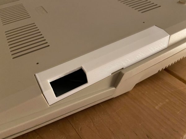 Amiga 500 Expansion Port Cover for RGB to HDMI equipped Amiga - cable access hole - Image 3