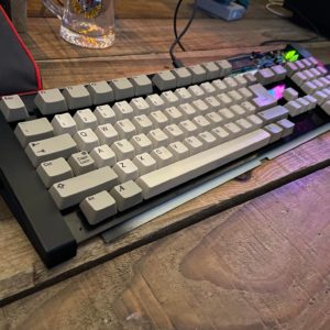 Amiga 500 Keyboard stands brackets - side standalone