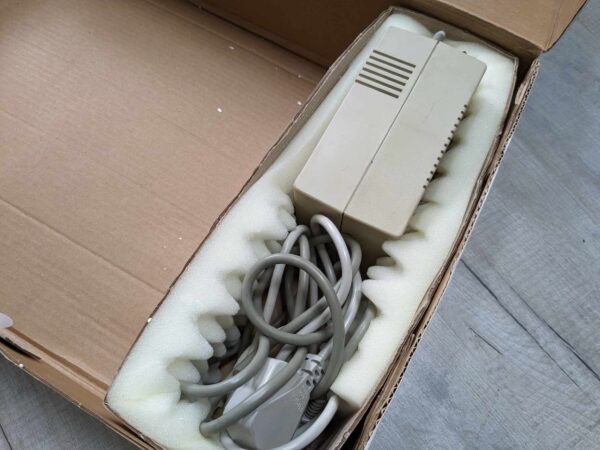 Commodore Amiga 500 boxed with accessories - Image 14
