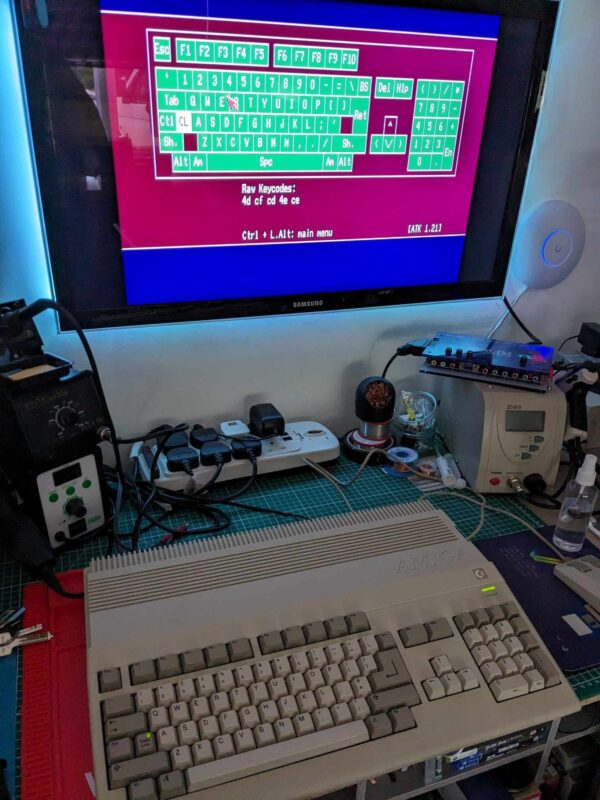 Commodore Amiga 500 boxed with accessories - Image 4