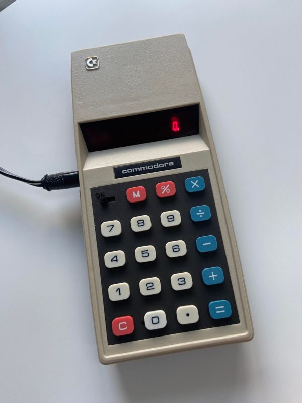 Commodore 776M Calculator inc box, instructions and AC adapter - Image 11