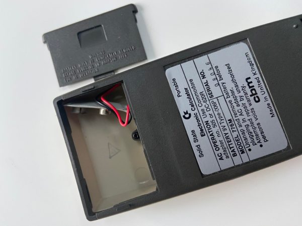 Commodore 776M Calculator inc box, instructions and AC adapter - Image 3