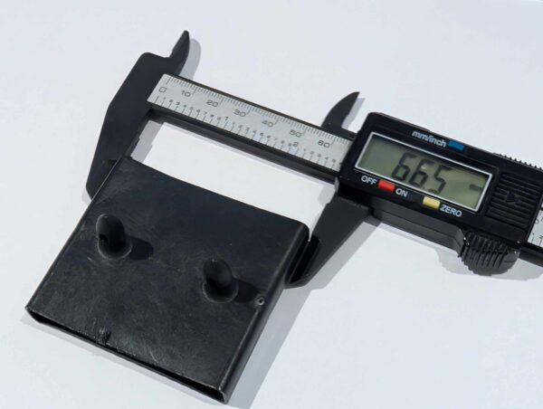 Bed Centre Bracket - 58mm x 66.6mm - Original Bed Company - Feather and Black (large) - Image 7